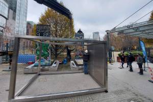 a323-berlin-wall4_original