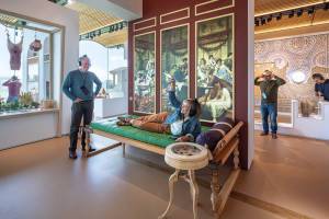a378-tw-romans-museum-reclining_original