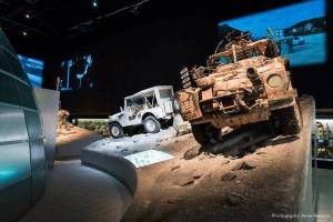 a89-foto_jeeps_in_decor_anne_reitsma_original