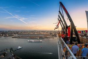 a93-creditsmartijnkort-overtheedge_original